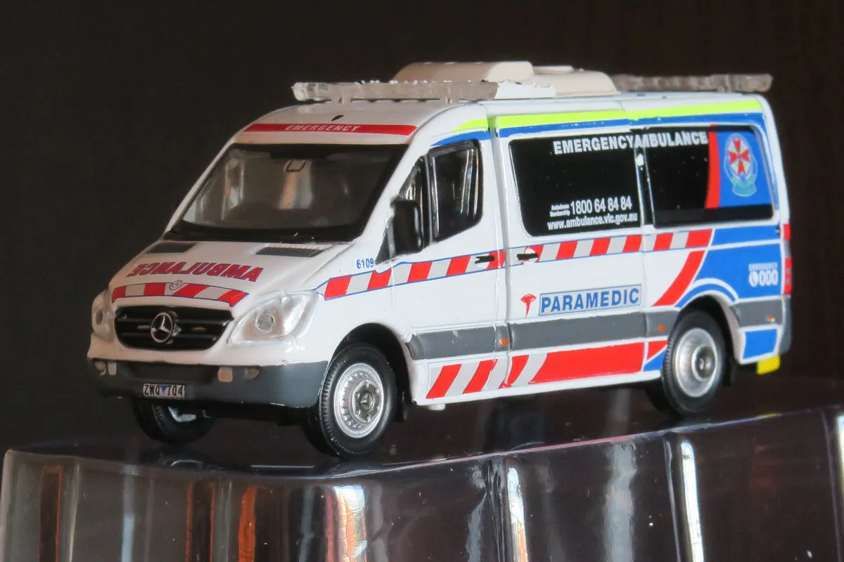 /img/44449-ambulance-cleaning.webp