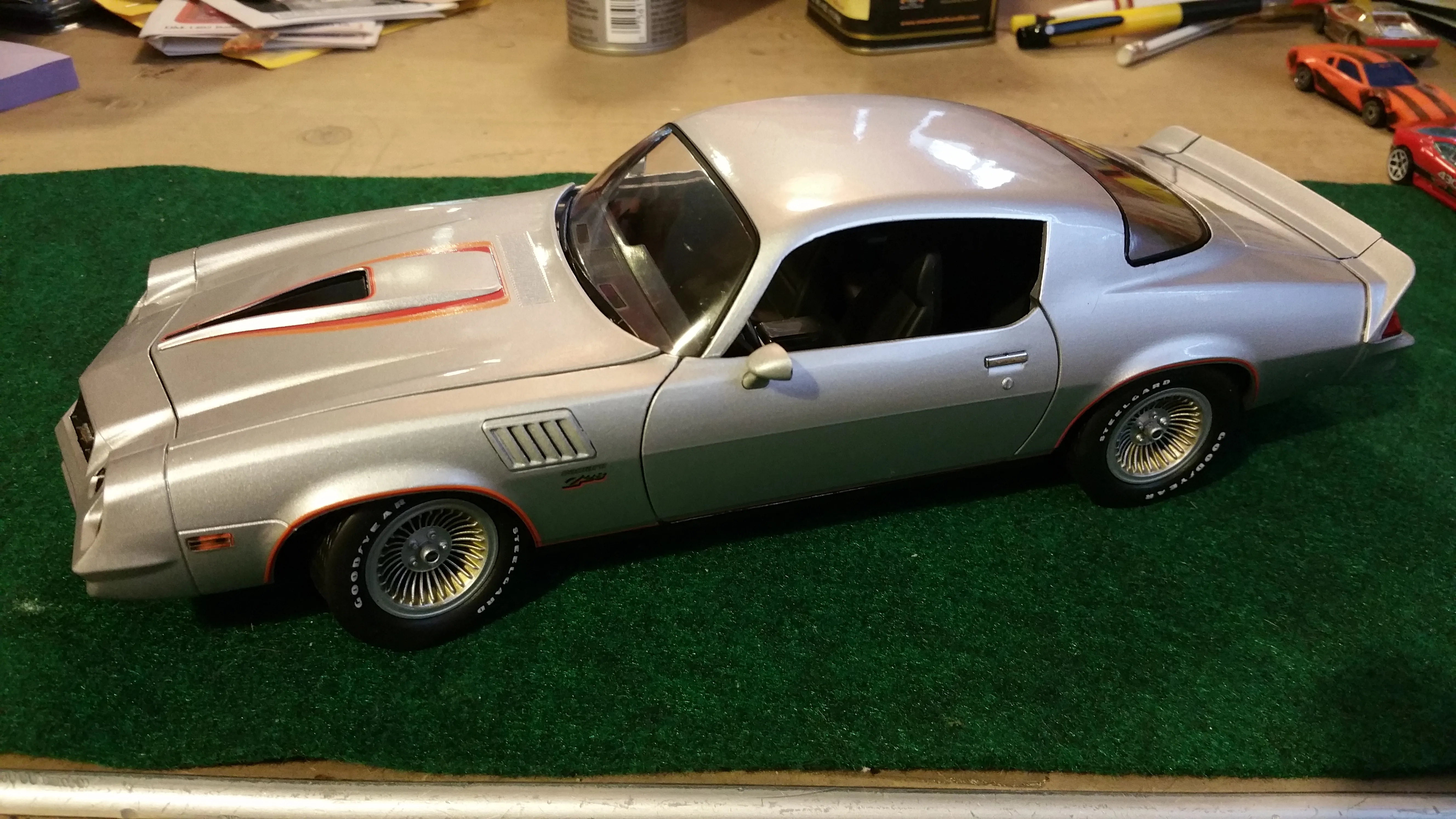 44453 97 camaro diecast main