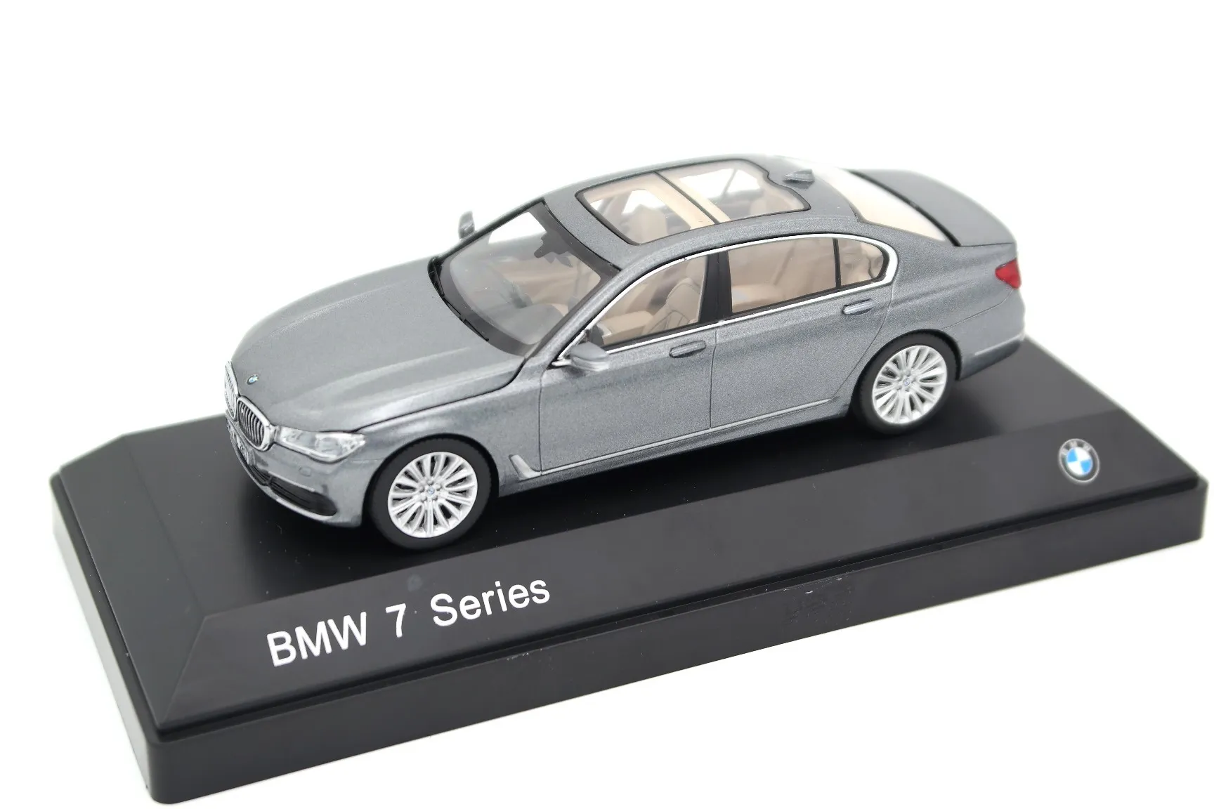 44456 bmw 750li diecast model online