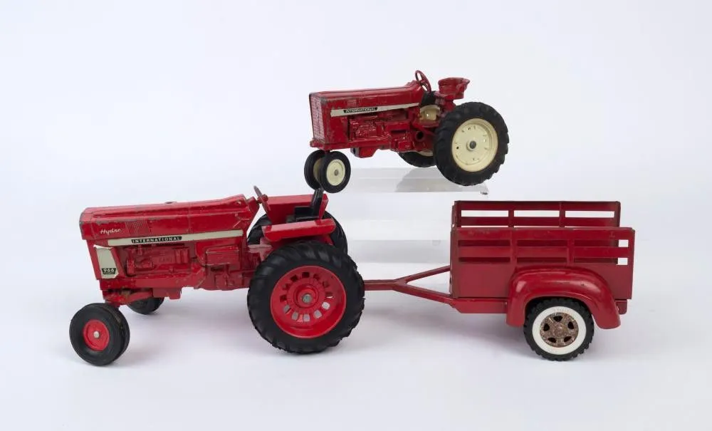 44467 john deere diecast tractor