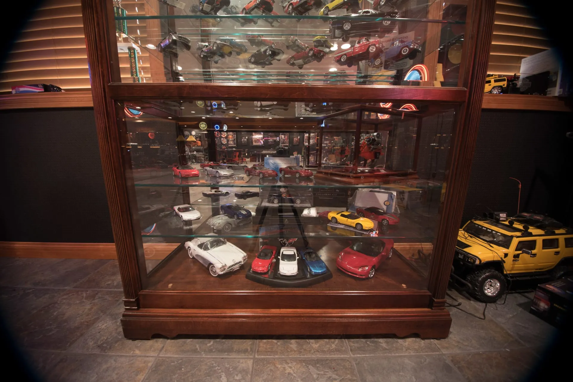 44474 diecast truck display lighting