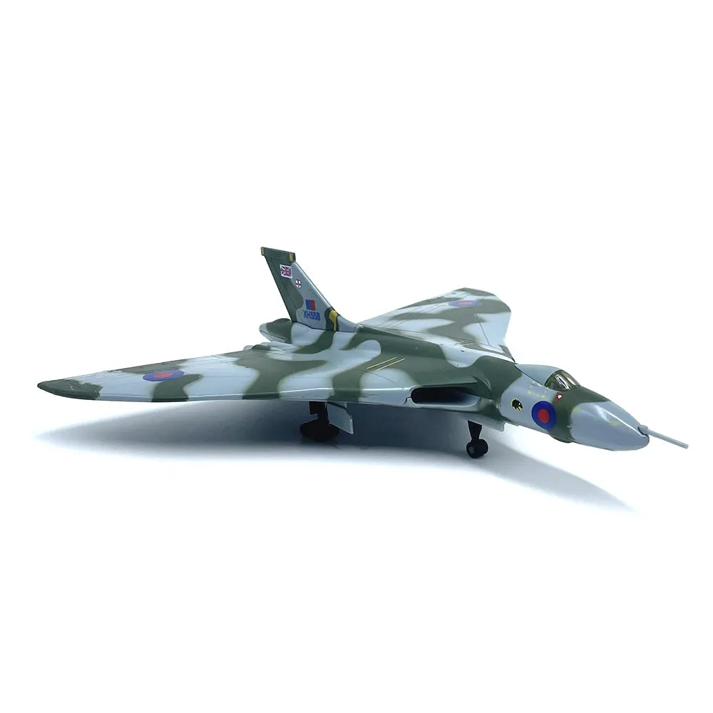 /img/44489-vulcan-bomber-diecast-close-up.webp