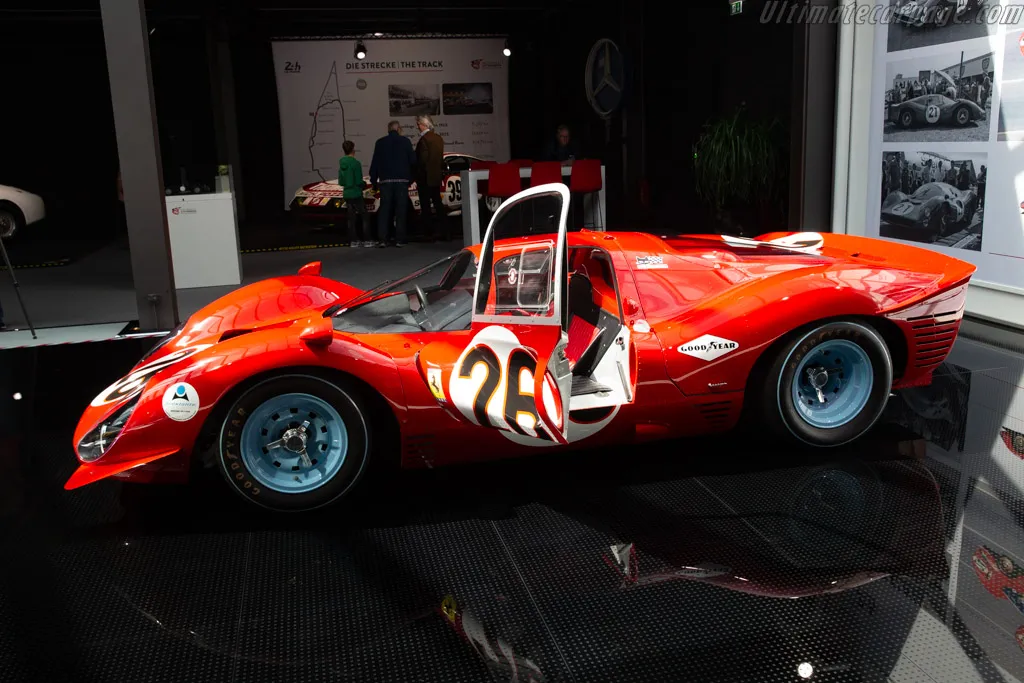 44493 ferrari 330 p3 engine
