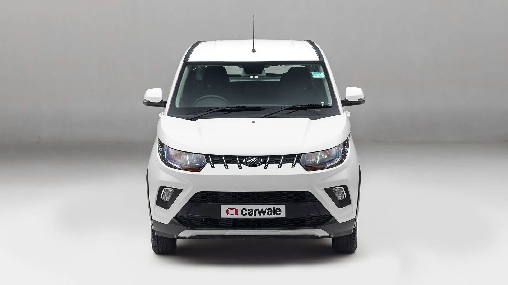 44516 KUV 100 NXT scale comparison