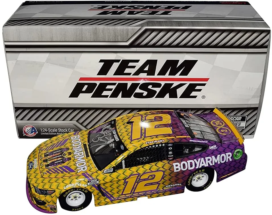 44521 ryan blaney diecast truck design