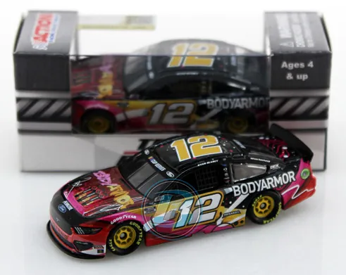 /img/44521-ryan-blaney-diecast-truck-display.webp