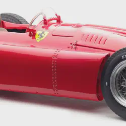 /img/44539-cmr-diecast-display.webp