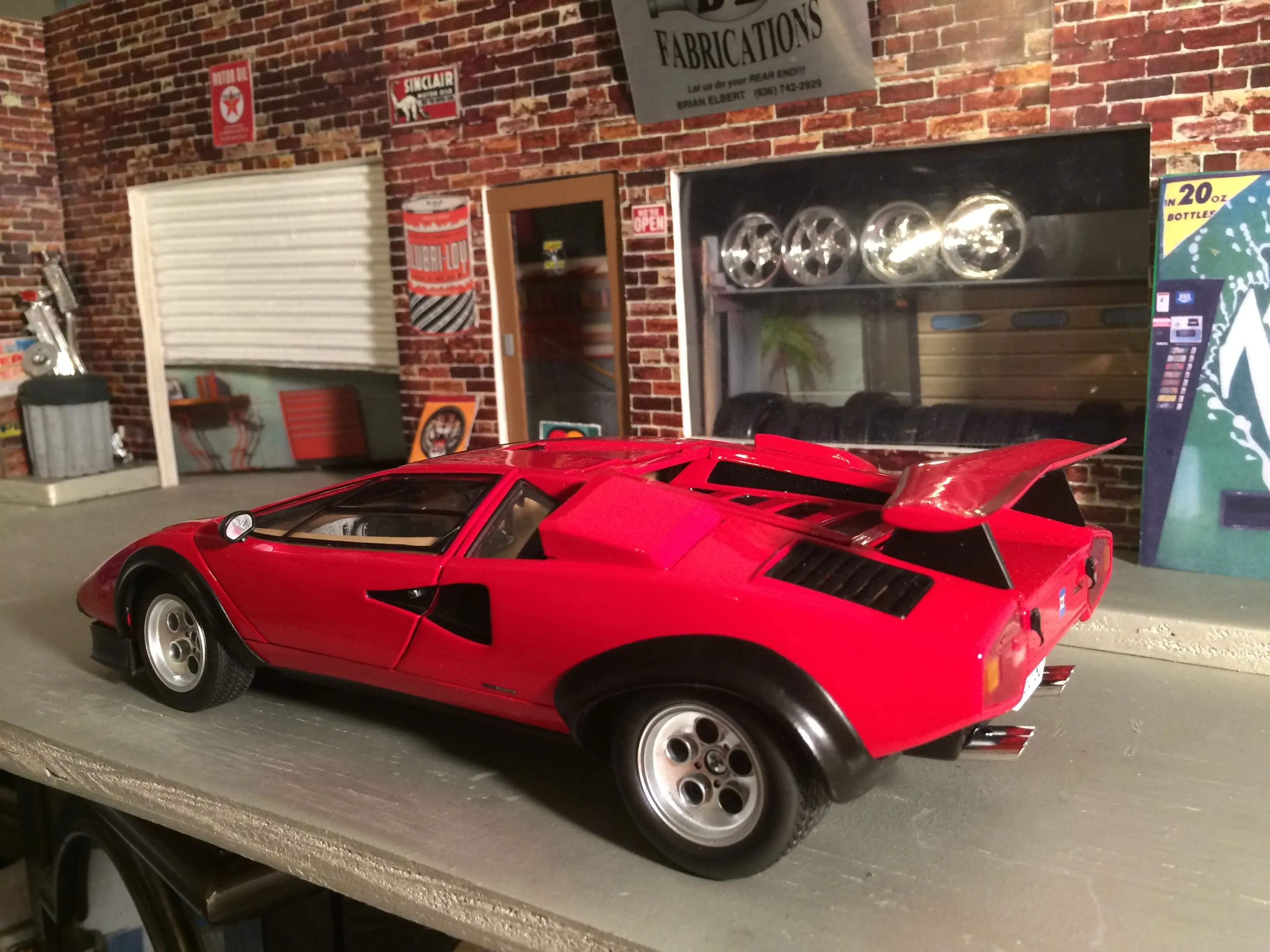 /img/44551-diecast-car-collection.webp