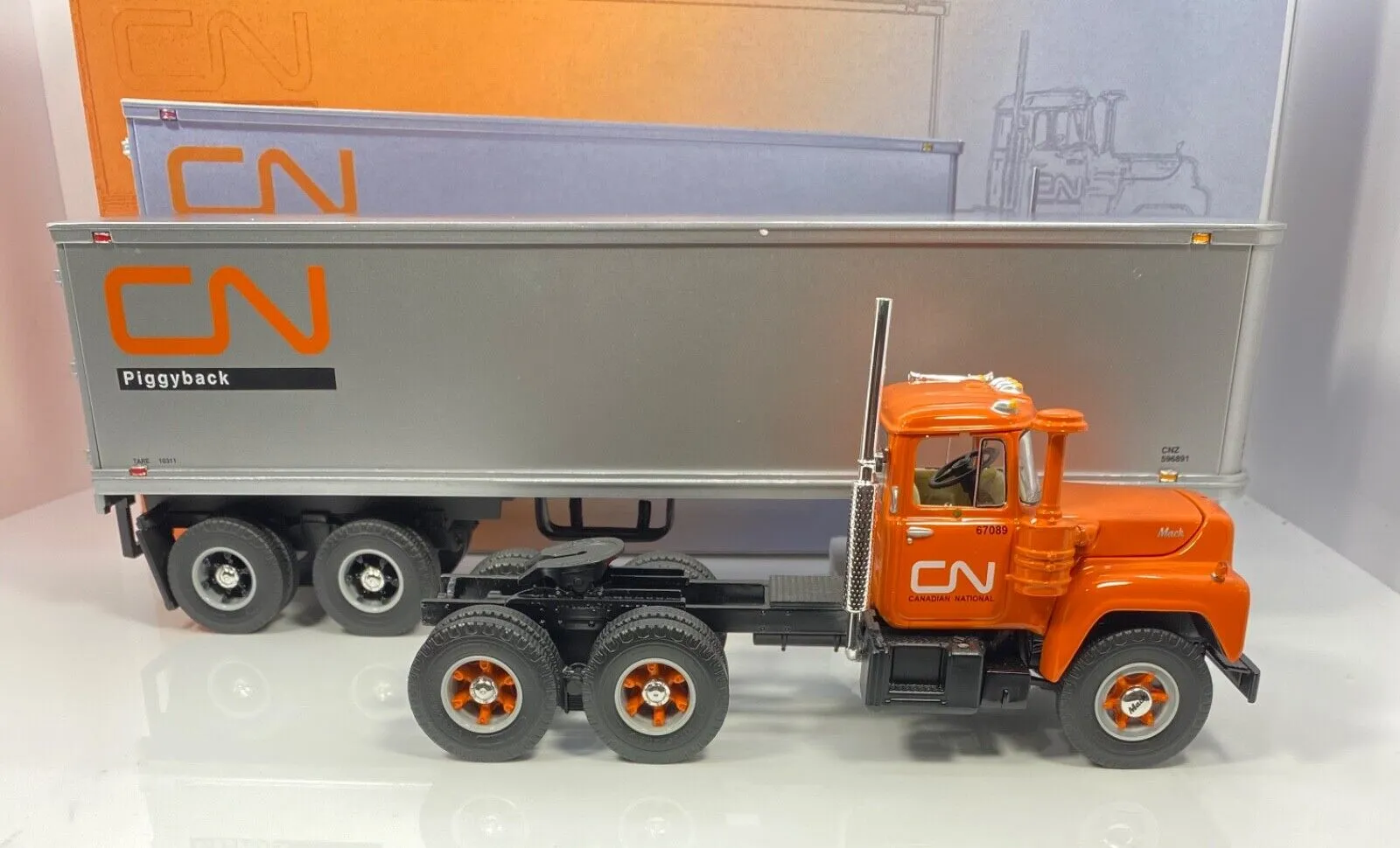 44563 interior accessories diecast truck