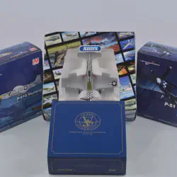/img/44571-diecast-military-airplane-display.webp