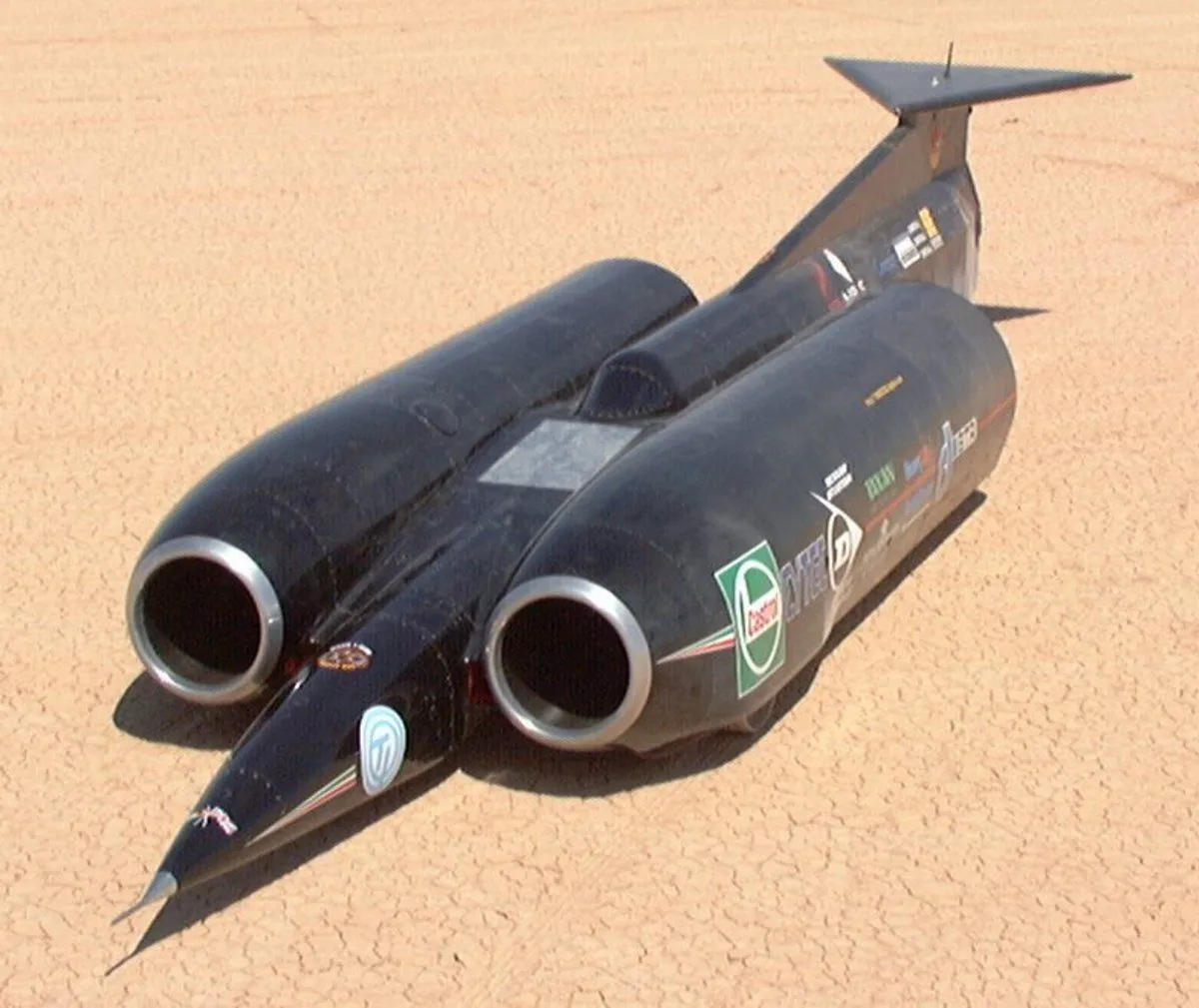 44578 thrust ssc diecast model 2