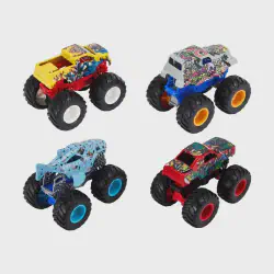 /img/44580-kmart-diecast-trucks-cleaning.webp