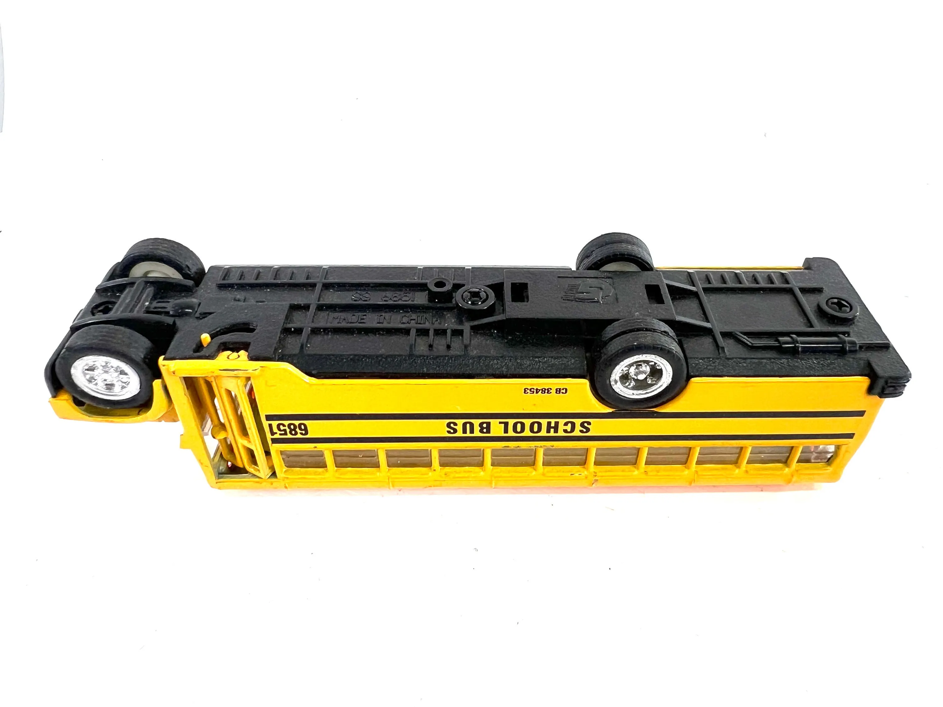 44588 diecast yellow school bus collection