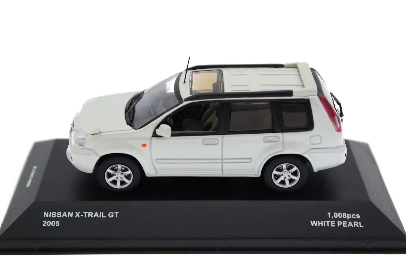 44593 diecast nissan x trail comparison