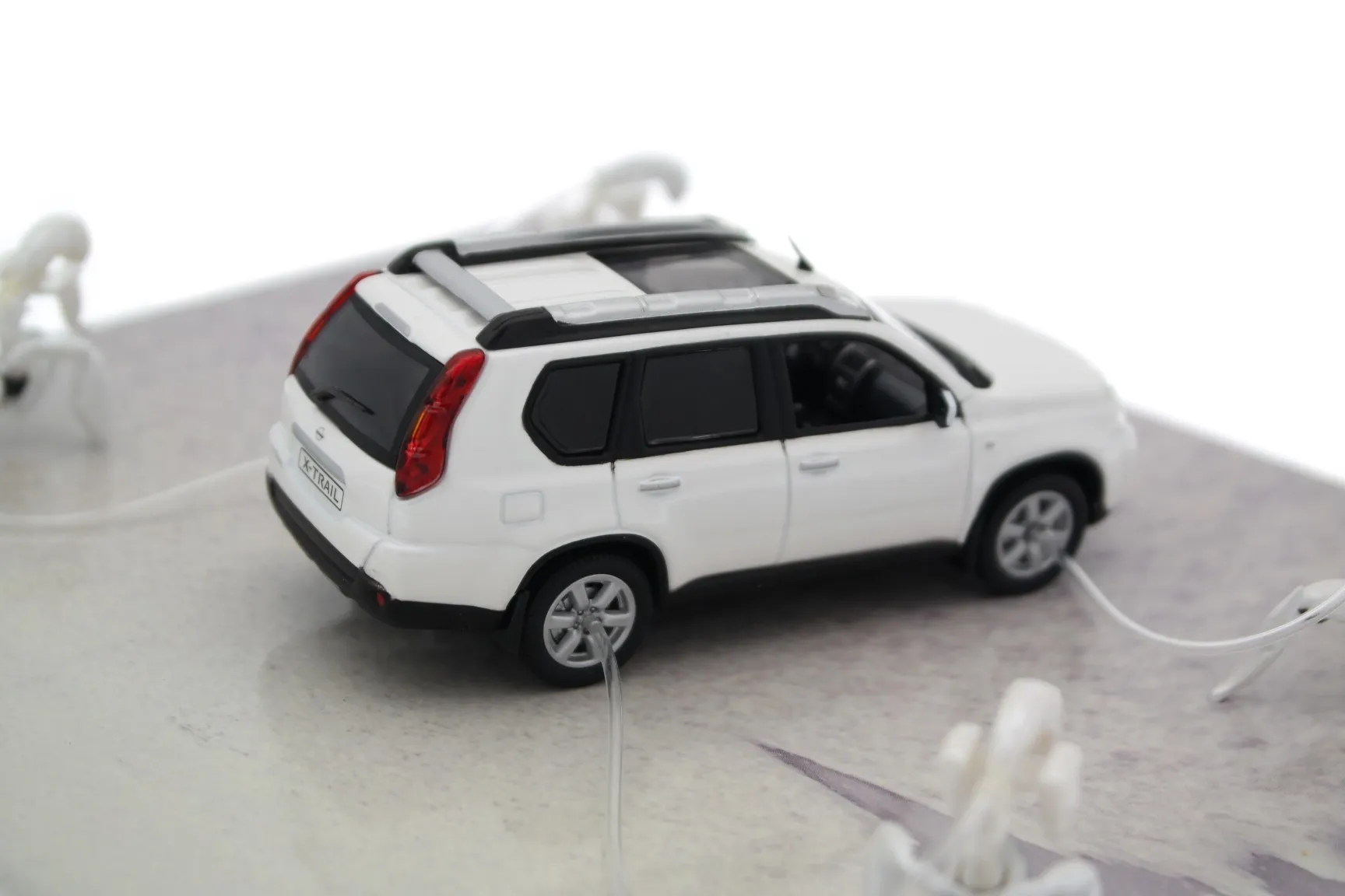 44593 diecast nissan x trail packaging