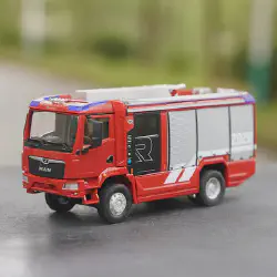 /img/44602-fire-truck-model-cleaning.webp