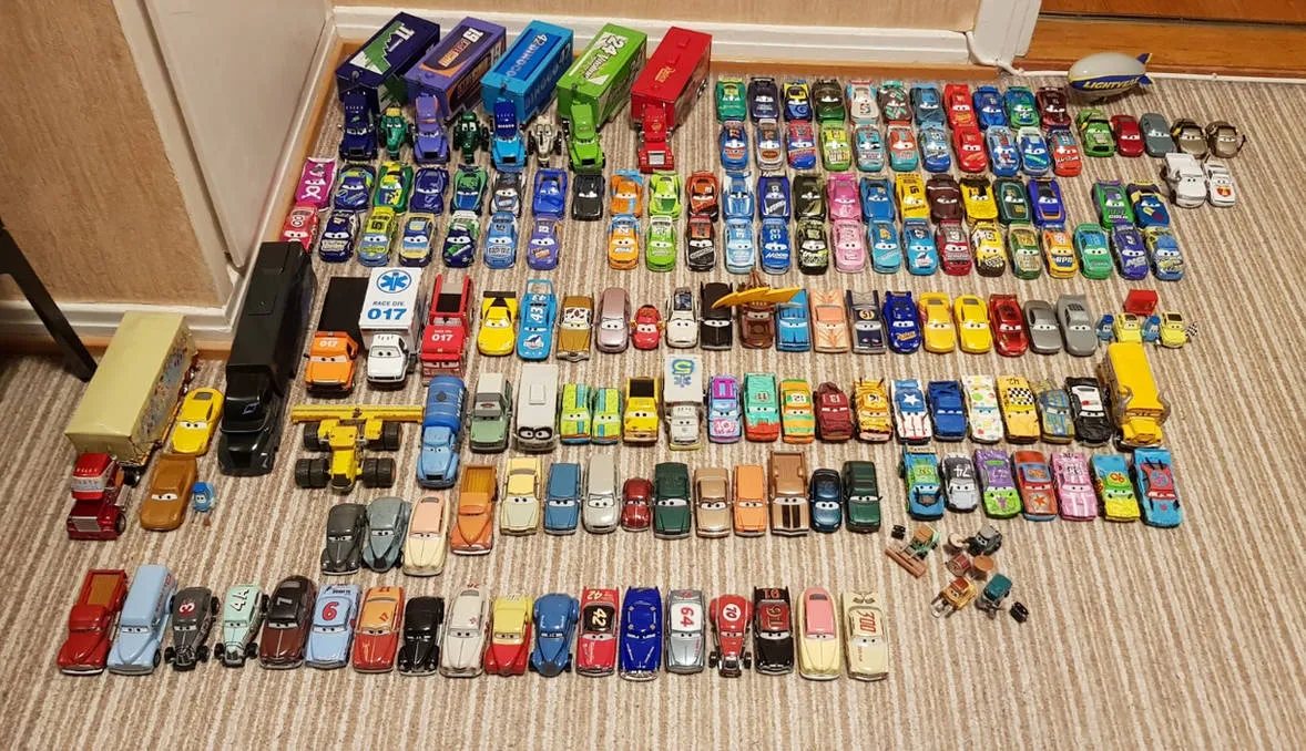 /img/44608-rare-cars-3-diecast-7.webp