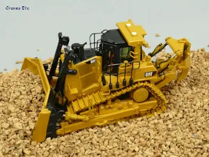 44609 cleaning diecast cars