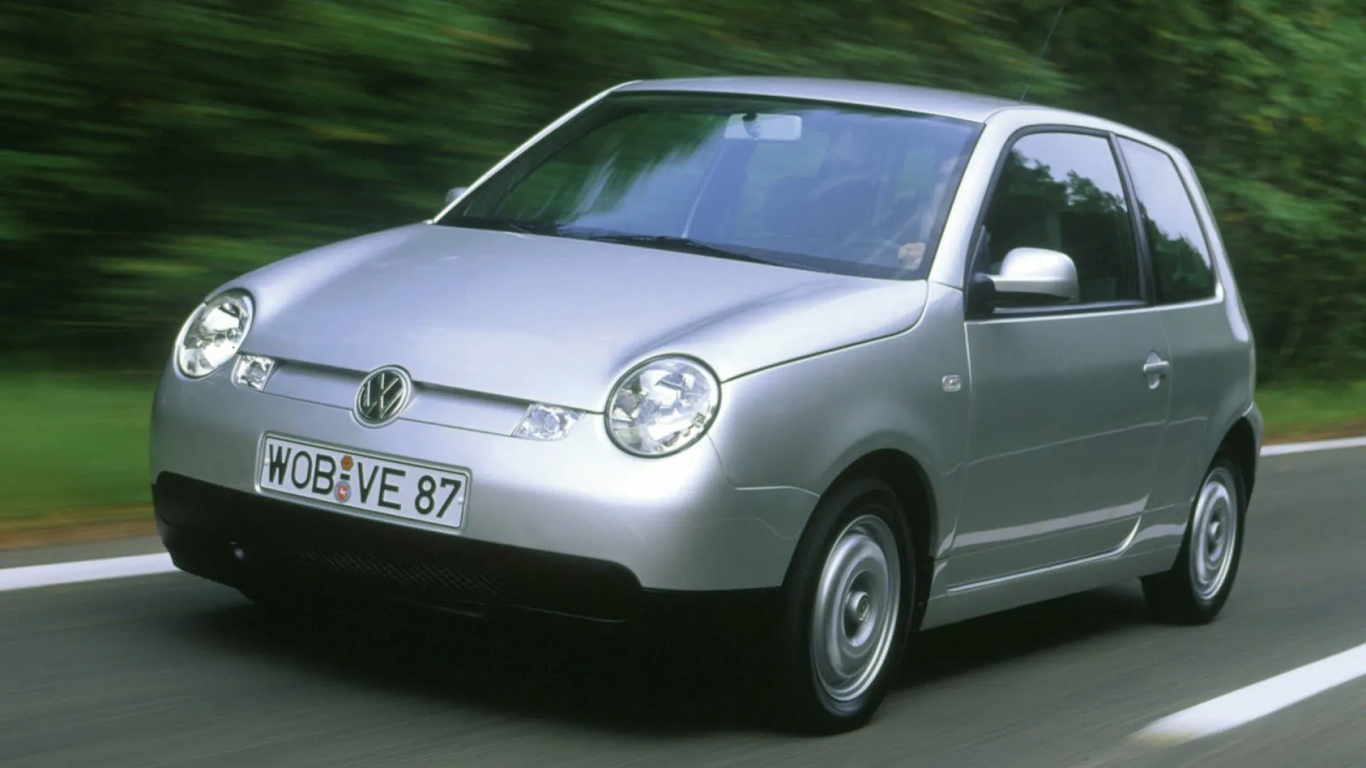 44615 vw lupo 2000 diecast model