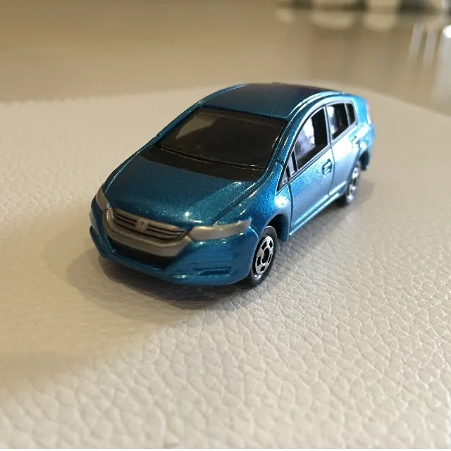 /img/44629-diecast-tomica-honda-display.webp