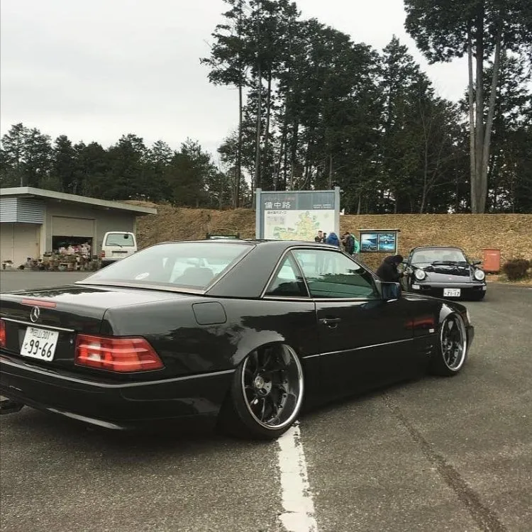 44639 r129 diecast model 1