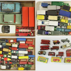 /img/44644-diecast-cars-showcase.webp
