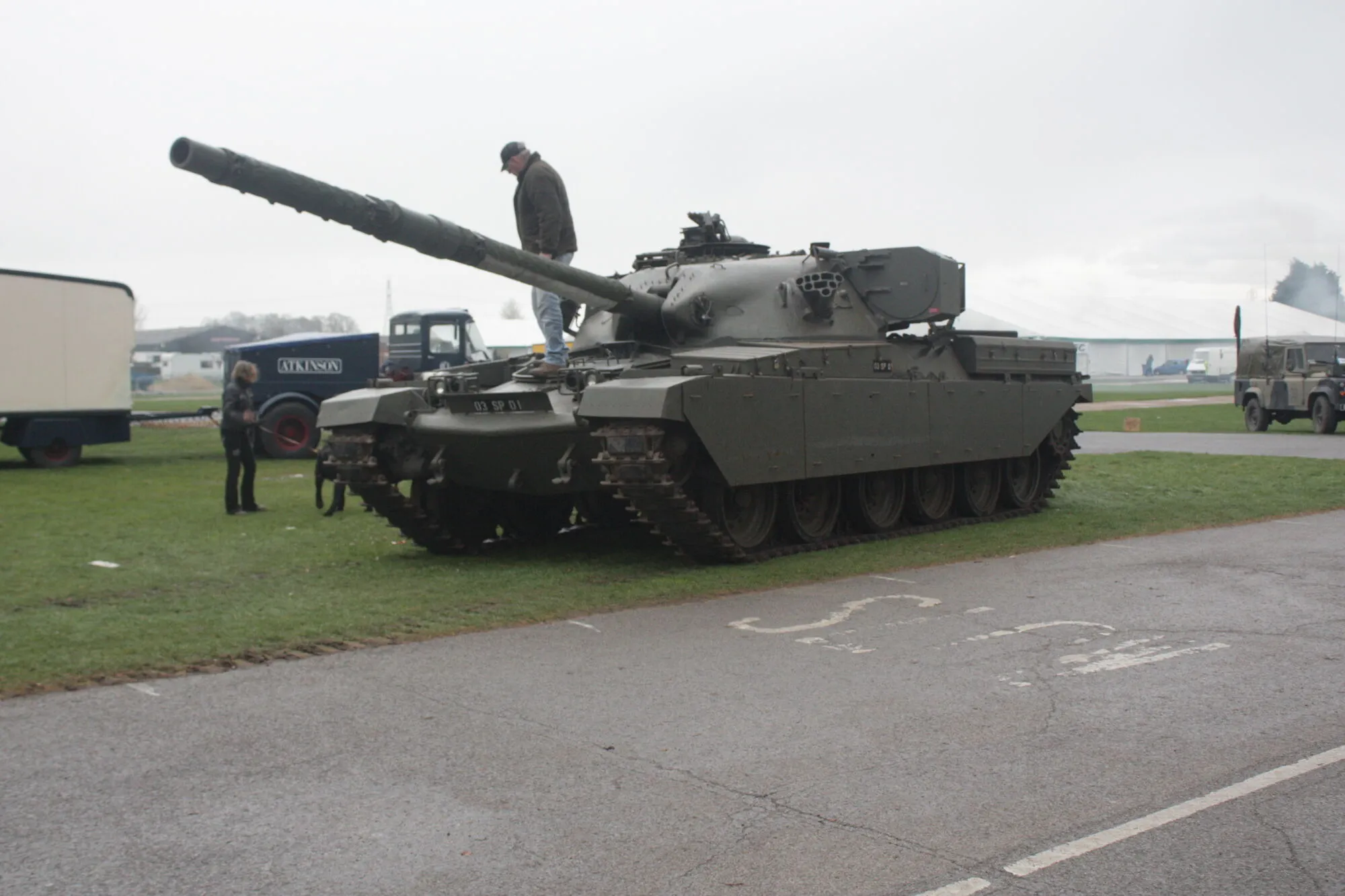 44654 chieftain tank combat