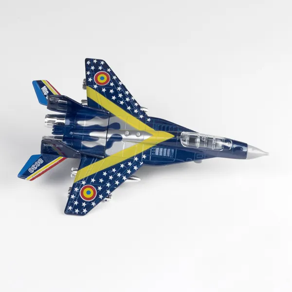 /img/44662-diecast-fighter-planes-cleaning.webp