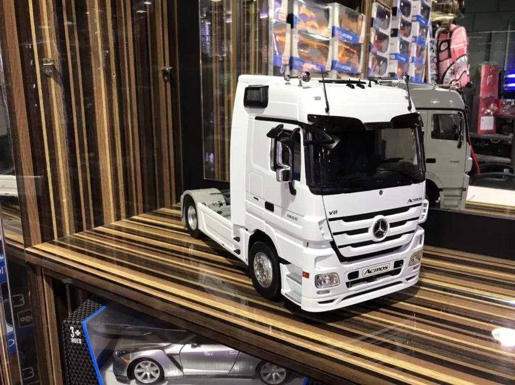 44663 mercedes actros diecast models main