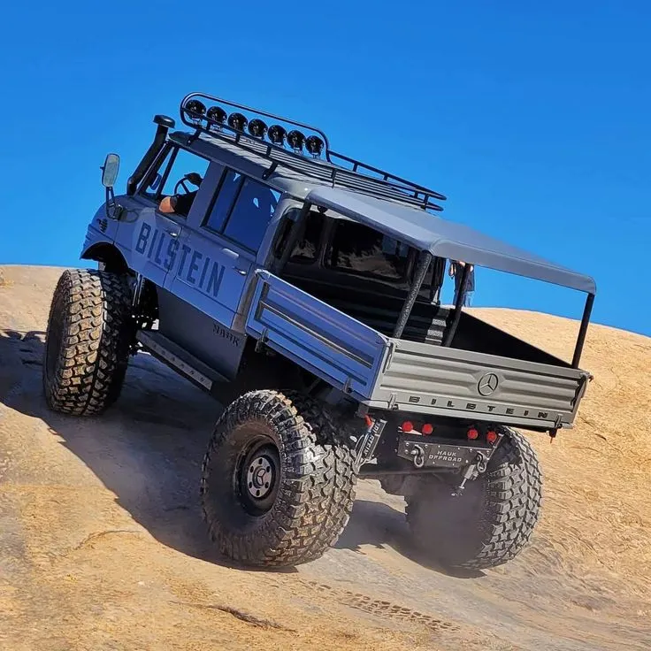 44704 unimog u1300l diecast