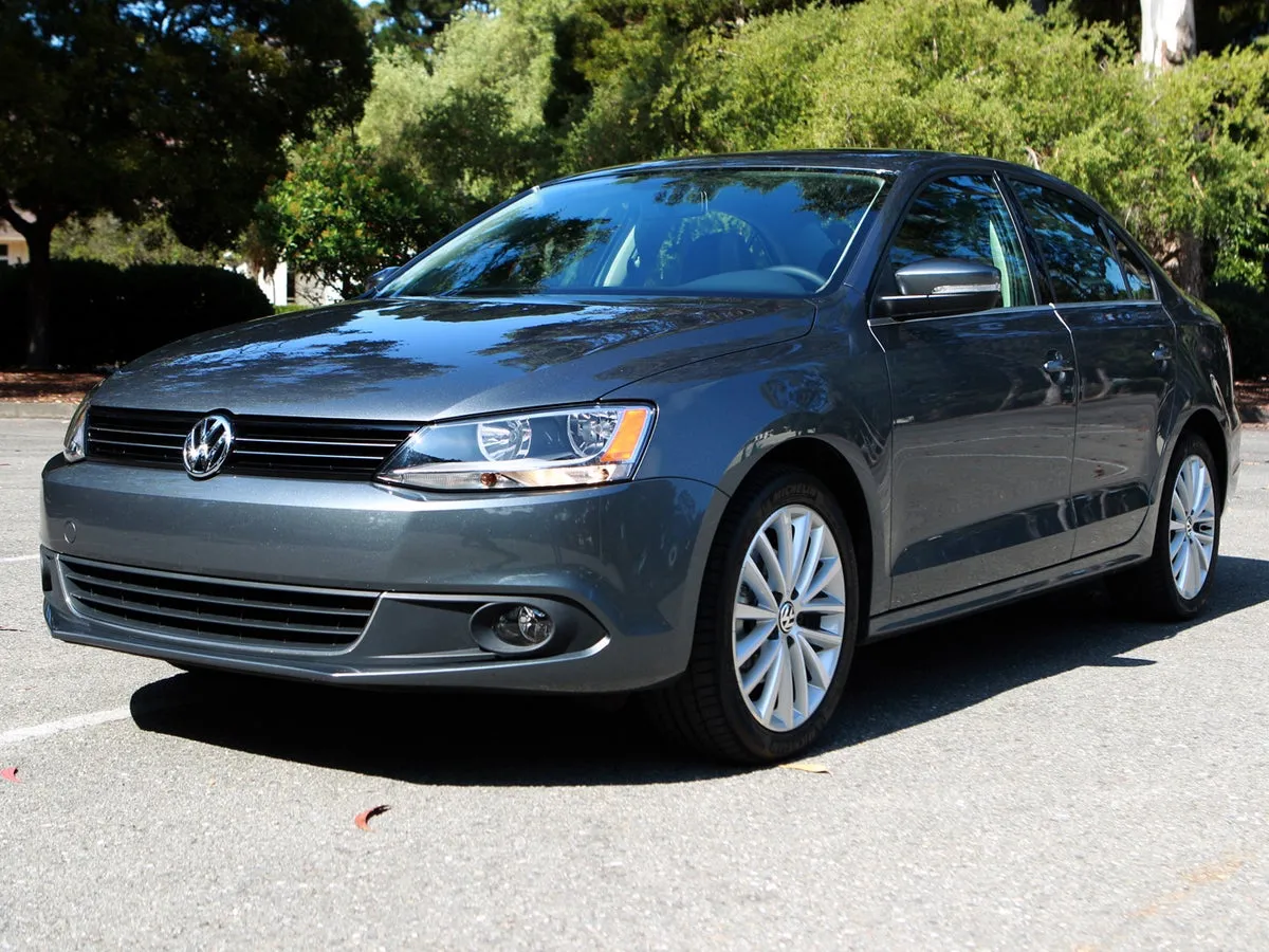 44708 2011 vw jetta diecast display