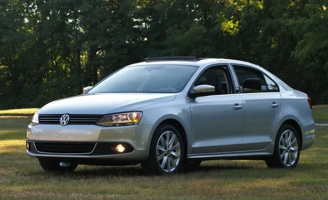 44708 2011 vw jetta diecast overview