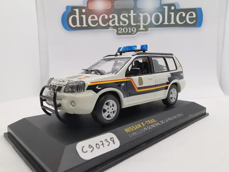 44722 xtrail diecast details