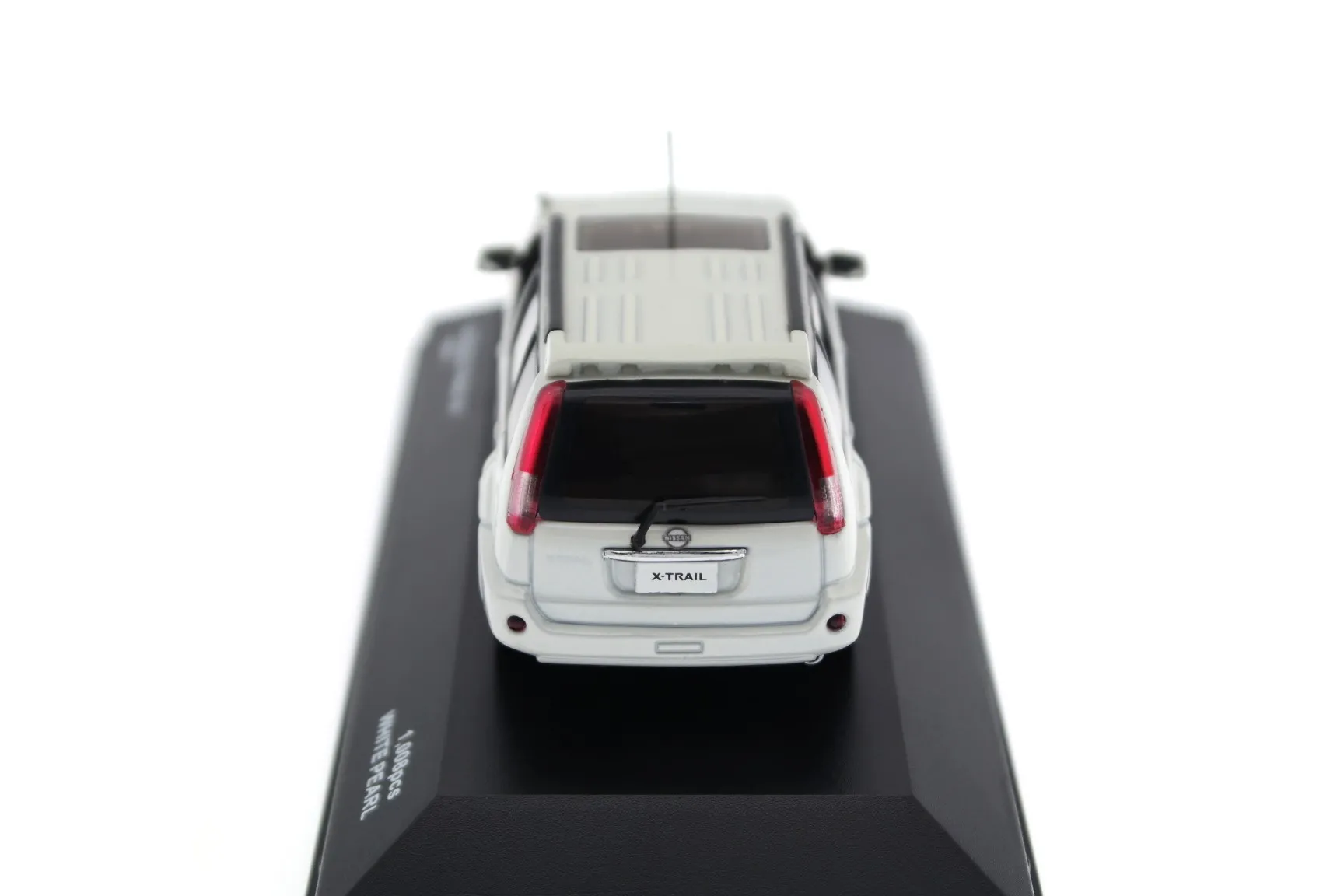 /img/44722-xtrail-diecast-marketplace.webp
