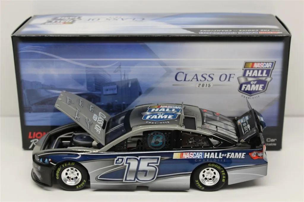 /img/44723-nascar-diecast-2015-unboxing-image7.webp