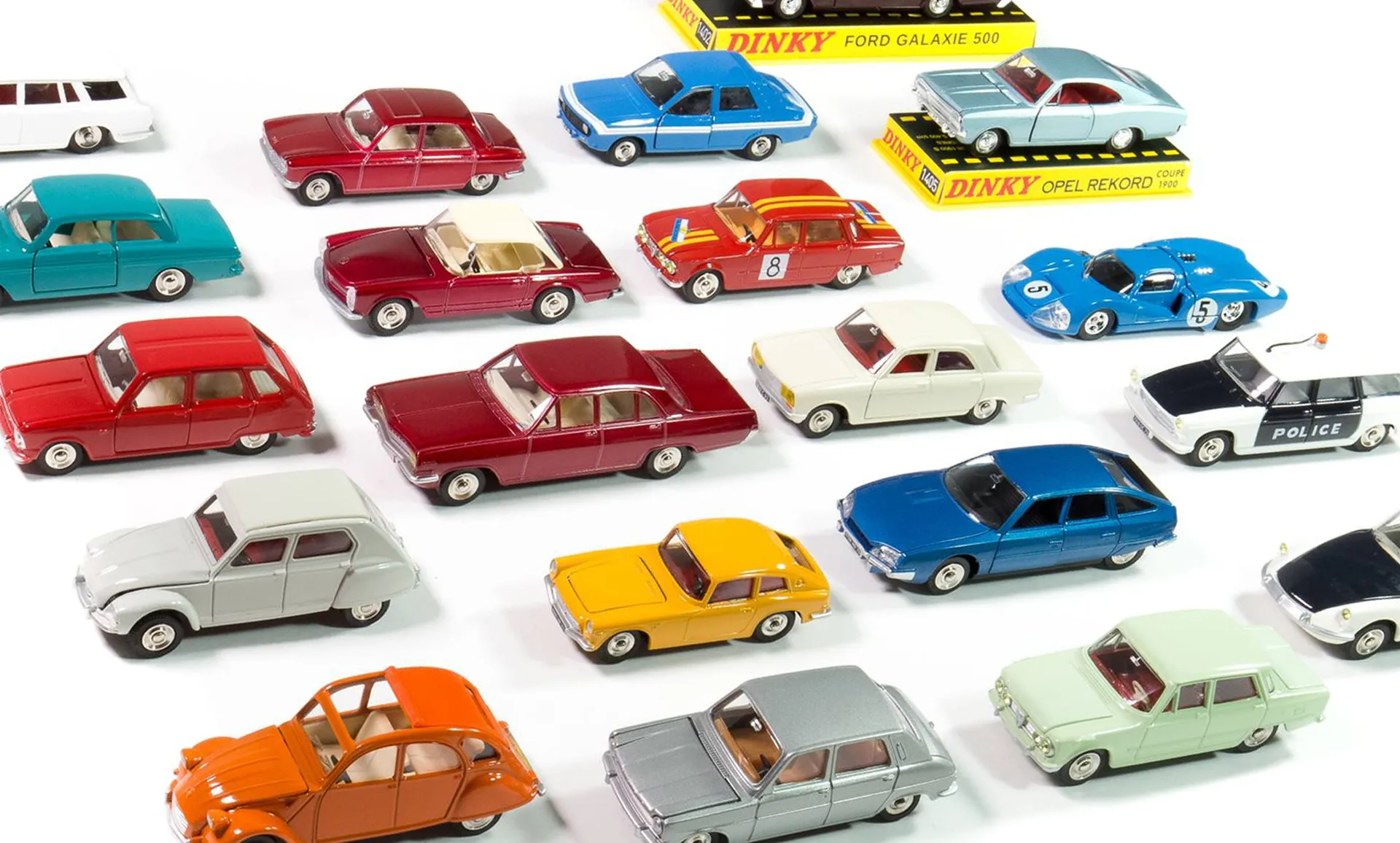 44737 diecast models collection